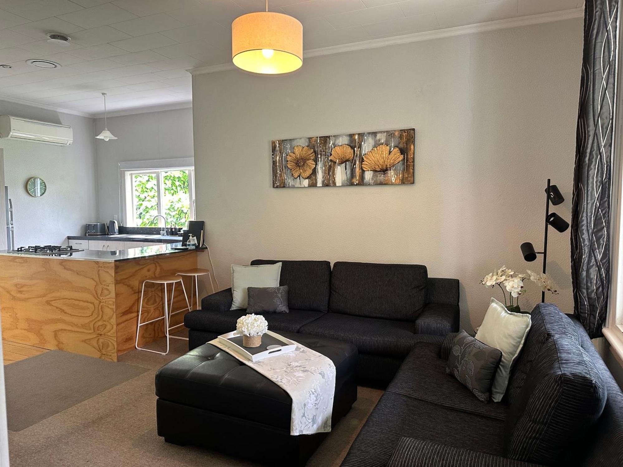 Renwick In The City Nelson, 10Min Walk To City Centre, Full Kitchen, Fast Fibre Wifi, Drive 13Min To Airport, 5Min To Hospital, Quiet Street, Dog Friendly מראה חיצוני תמונה